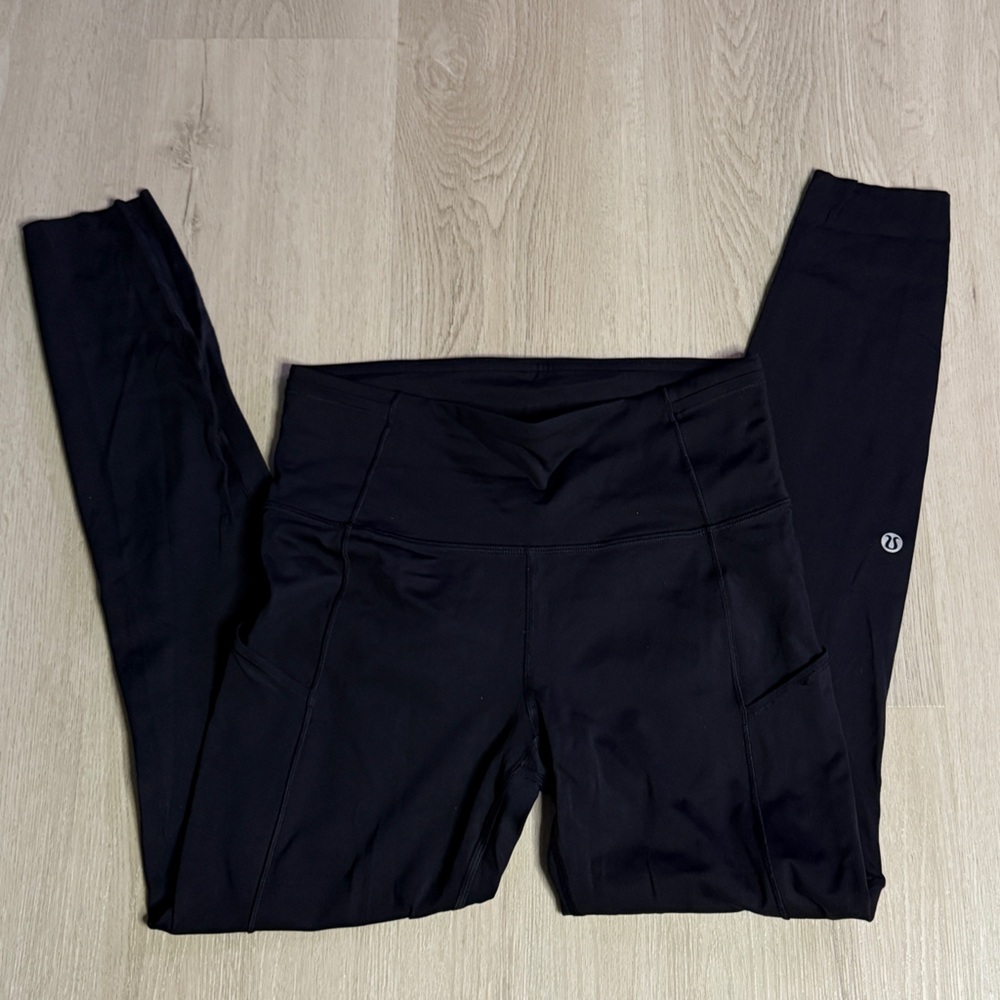 LULULEMON Full Length Leggings w/Side Pockets and Drawstring Waist -Black
